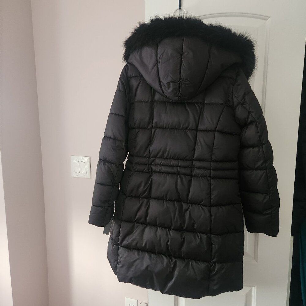 $320 - NWT-Tahari Dana Hooded Faux Fur Trim Puffer Coat - Black - XL - Picture 7 of 14